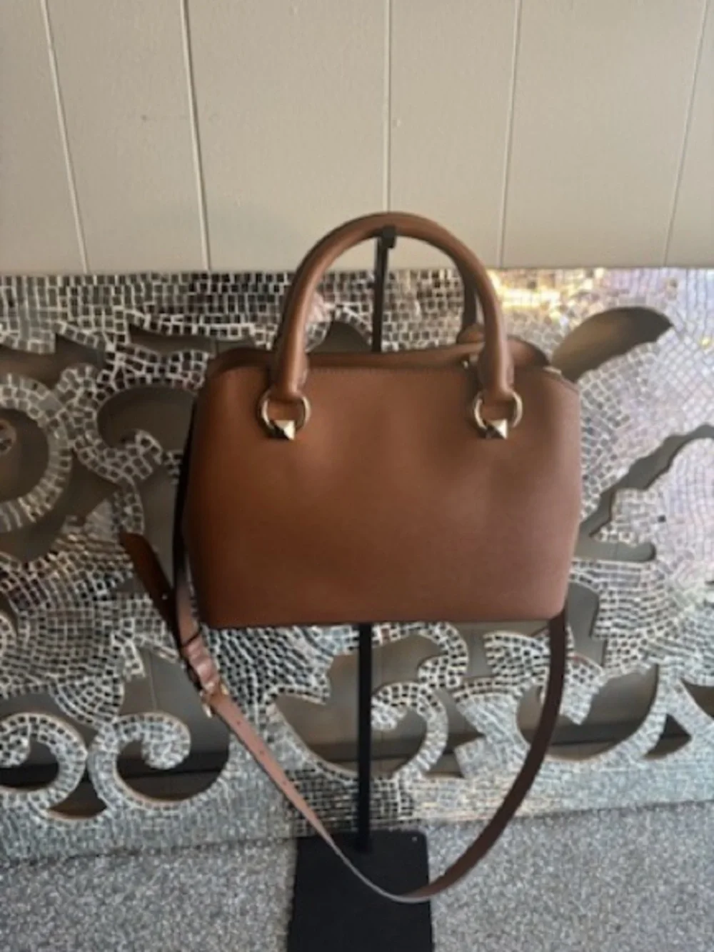 💕Michael Kors Brown Small Leather Dome Satchel